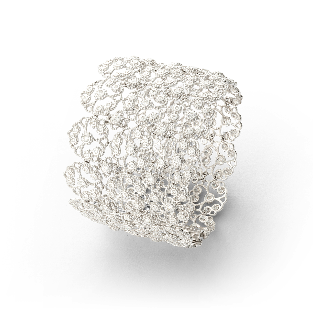 Alexander Laut, Lace. Bracelet in Weissgold mit Brillanten